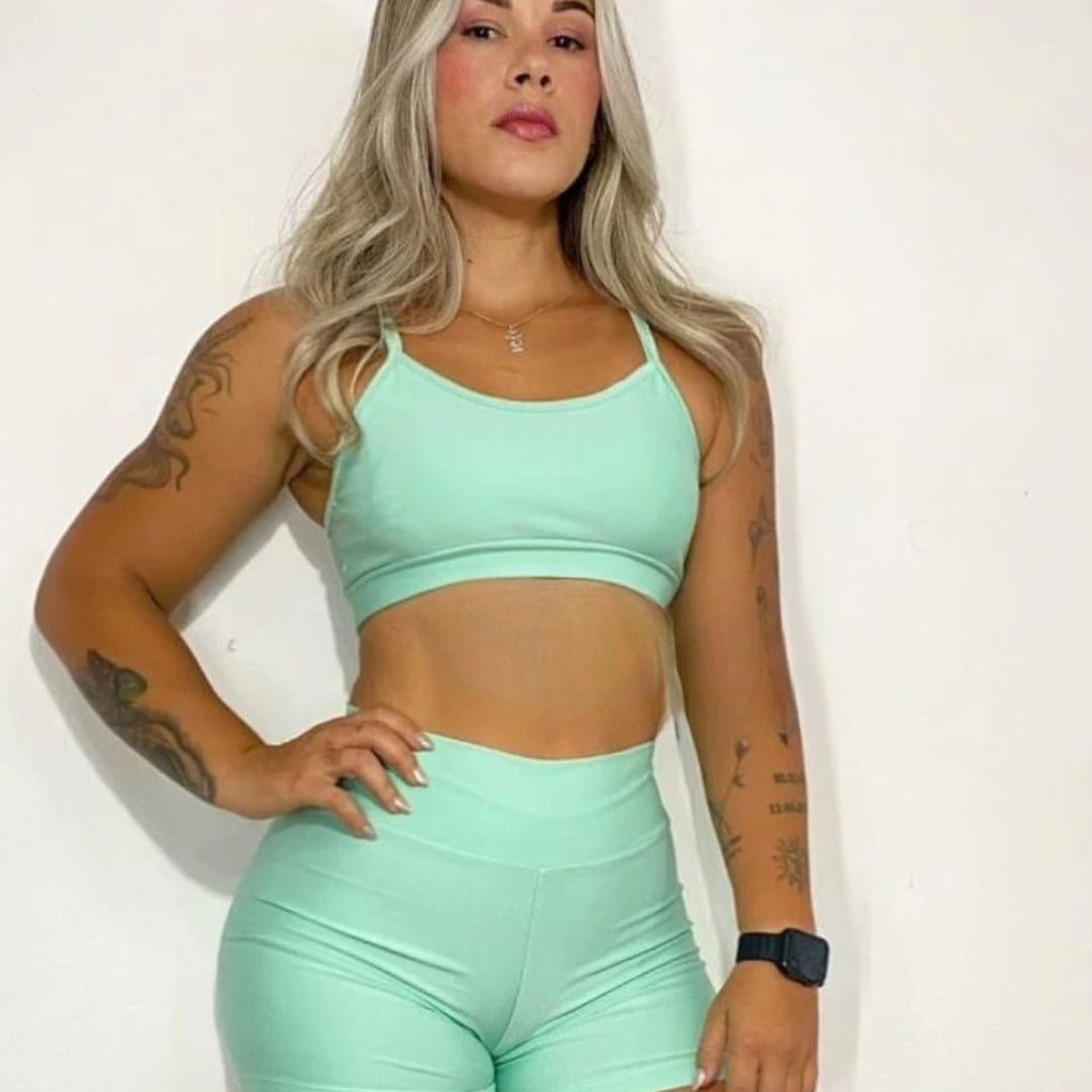 Kit Academia Short + Top: Cintura Alta - Não Fica Transparente